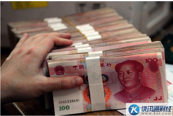 持币者神经紧绷，特朗普的关税震动比特币，但有人趁机抄底